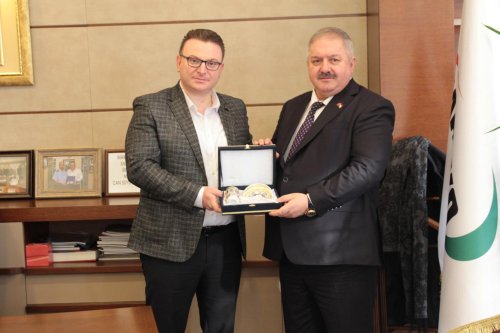 Kayseri Organize Sanayi Bölgesi Yönetim Kurulu Başkanı Tahir Nursaçan, Maskoâ€™yu ziyaret etti.